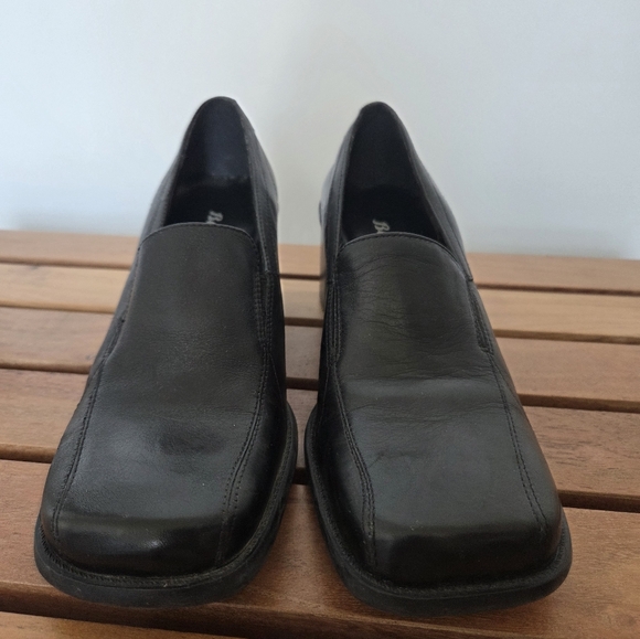 Bata Black Leather Block Heel Loafers - Like New - Picture 3 of 8